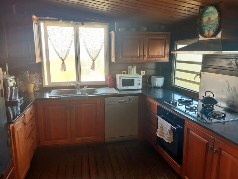 Propriété - 224 m² - 9 pièces