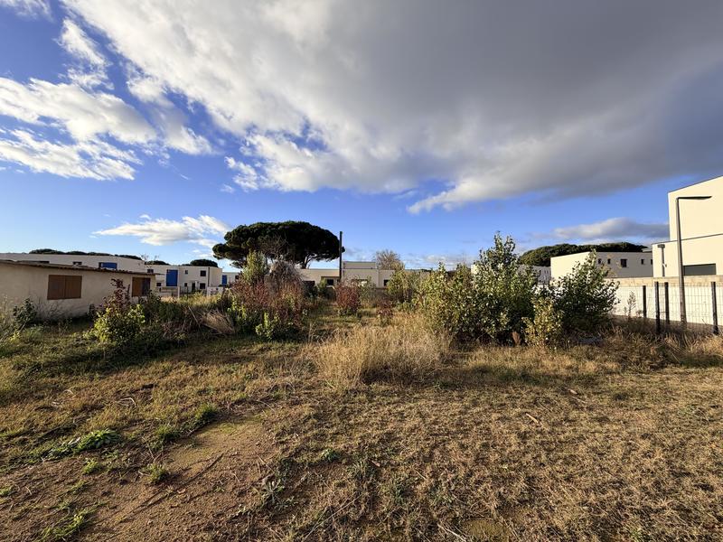 Terrain constructible - 461 m²