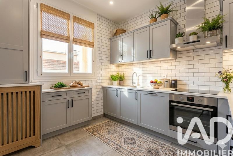 Maison - 188 m² - 7 pièces