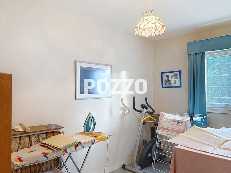 Maison - 92 m² - 6 pièces