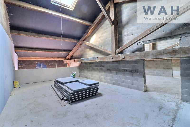 Local commercial - 270 m² - 1 pièce