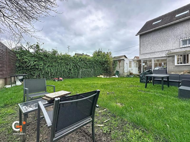 Maison - 120 m² - 5 pièces