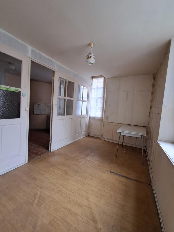 Maison ancienne - 179 m² - 8 pièces