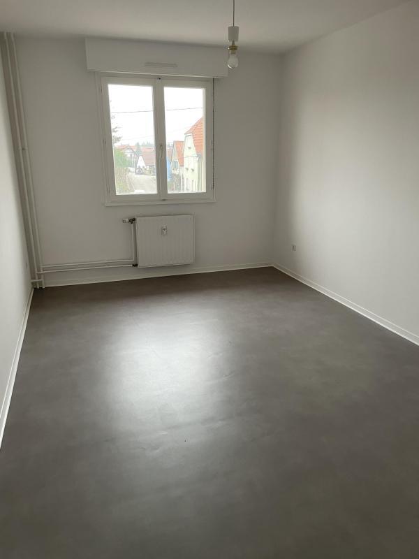 Appartement ancien - 82 m² - 4 pièces