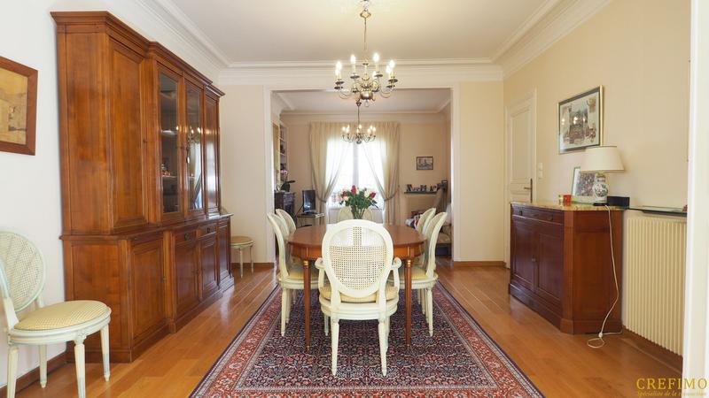 Maison - 156 m² - 8 pièces