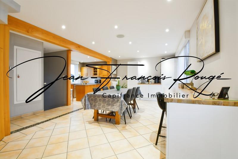 Maison - 141 m² - 6 pièces