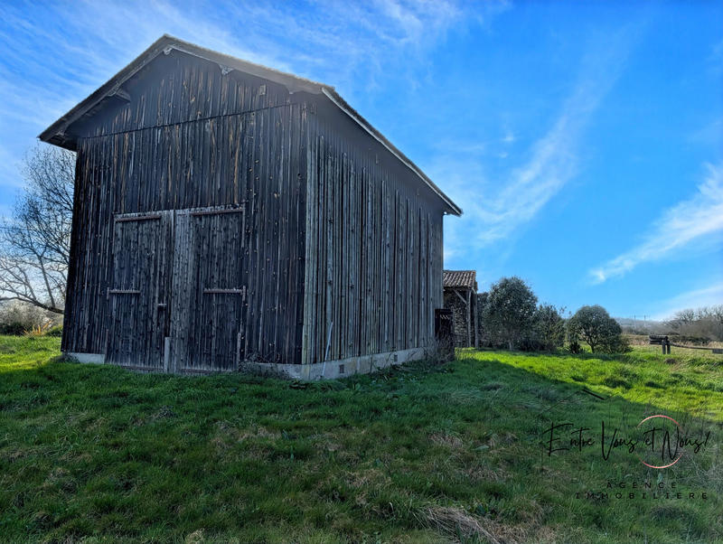 Maison - 292 m² - 9 pièces