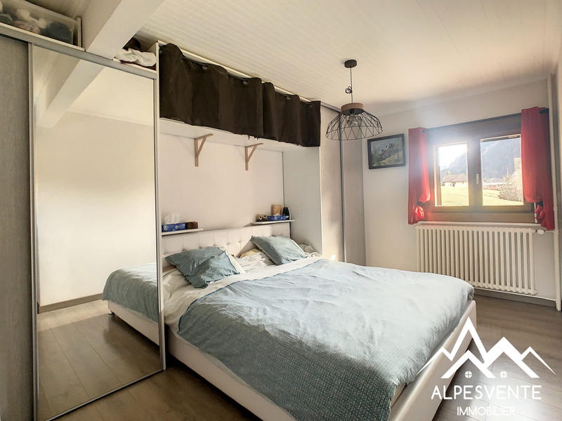 Appartement - 75 m² - 3 pièces