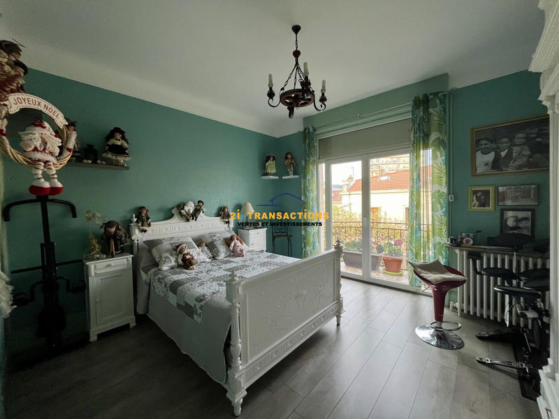 Appartement - 105 m² - 4 pièces