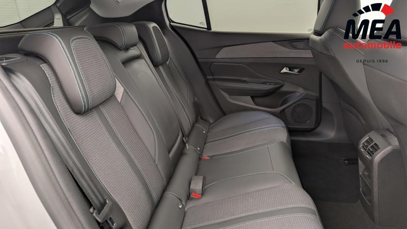 Peugeot 408 Hybrid 136 e-Dcs6 Allure