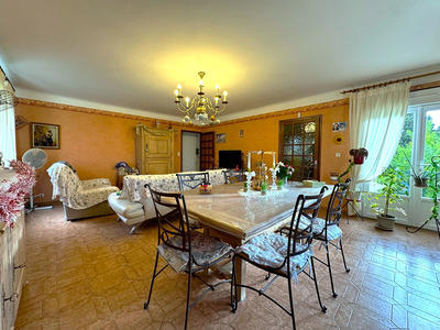 Maison - 133 m² - 6 pièces