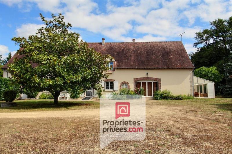 Maison - 210 m² - 6 pièces