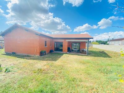 Maison - 100 m² - 4 pièces