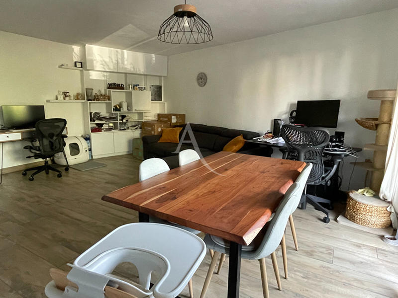 Appartement - 68 m² - 3 pièces