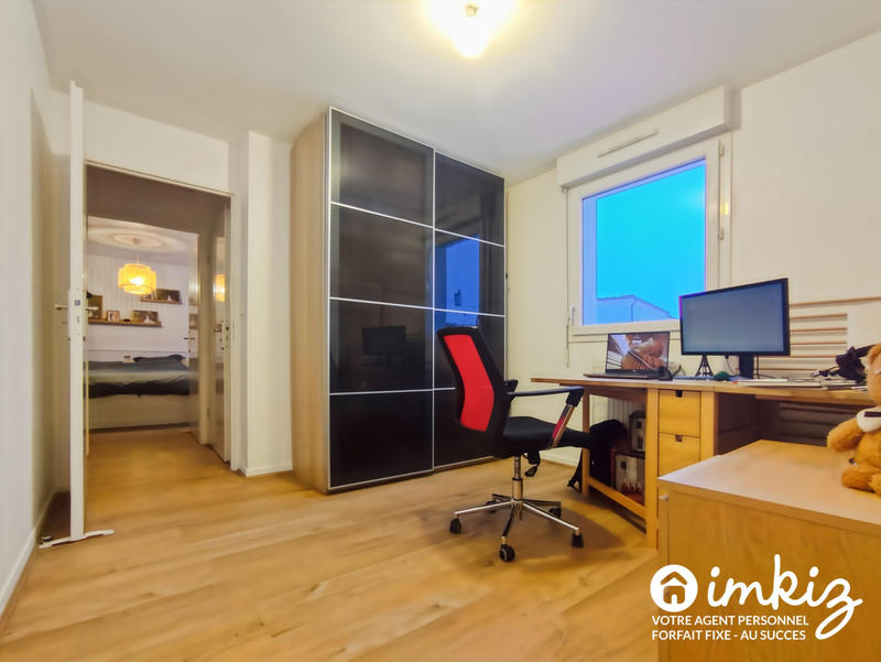 Maison - 95 m² - 5 pièces