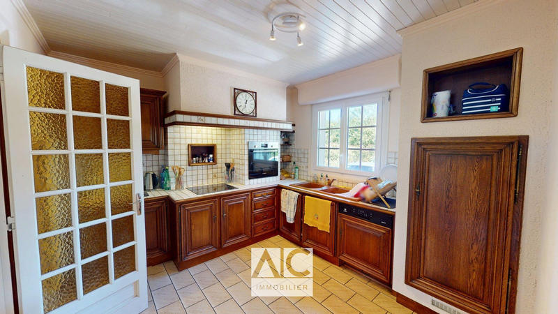 Maison - 152 m² - 7 pièces