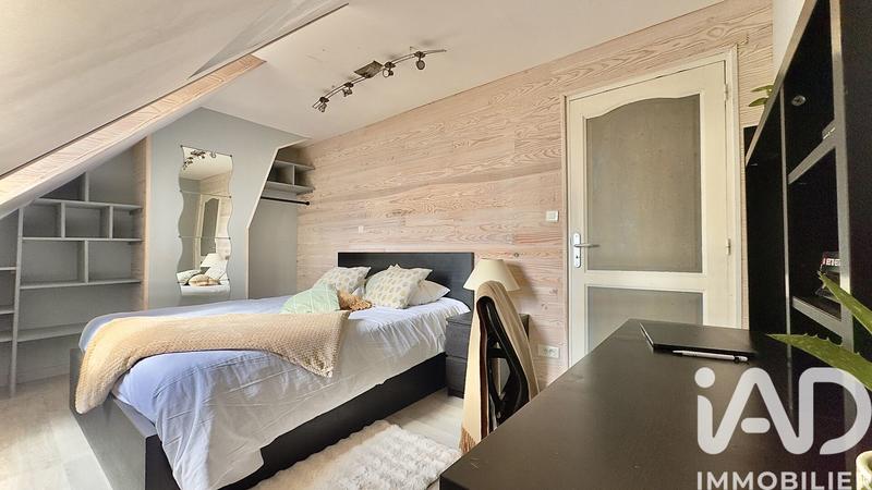 Maison - 170 m² - 9 pièces