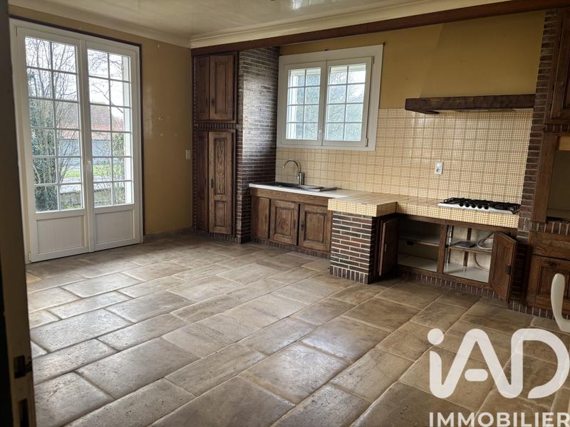 Maison - 250 m² - 7 pièces