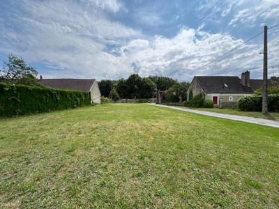 Terrain constructible - 802 m²
