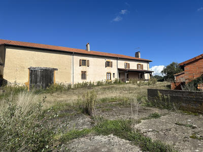 Maison - 220 m² - 7 pièces