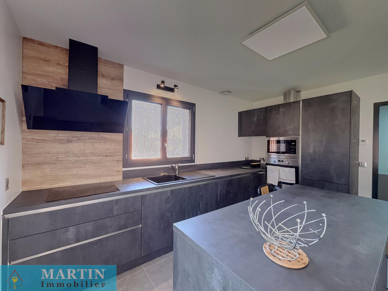 Villa - 151 m² - 6 pièces