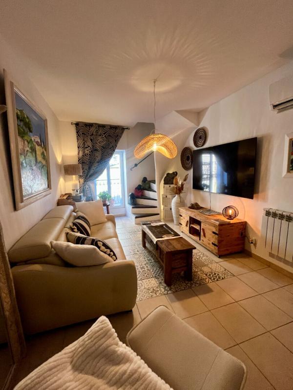 Maison - 87 m² - 5 pièces