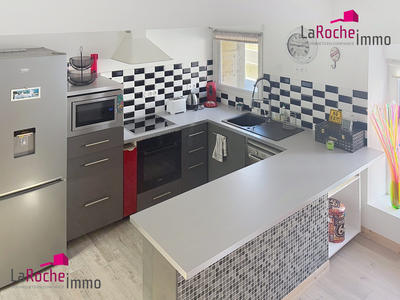 Maison - 98 m² - 5 pièces