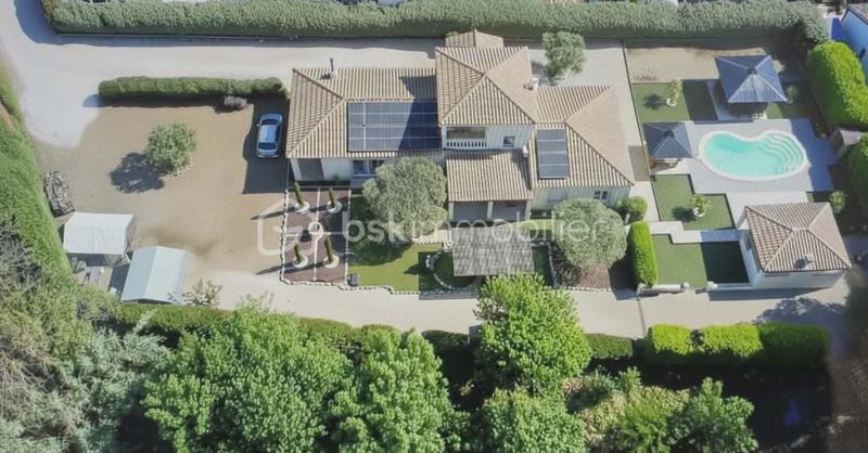 Villa - 183 m² - 5 pièces
