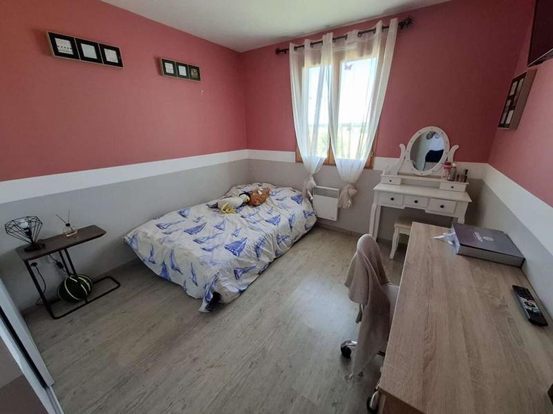 Maison - 137 m² - 9 pièces