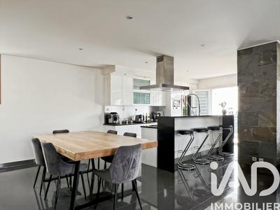 Maison - 128 m² - 6 pièces