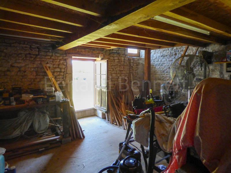 Maison en pierre - 224 m² - 9 pièces