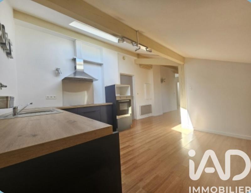 Appartement - 49 m² - 3 pièces