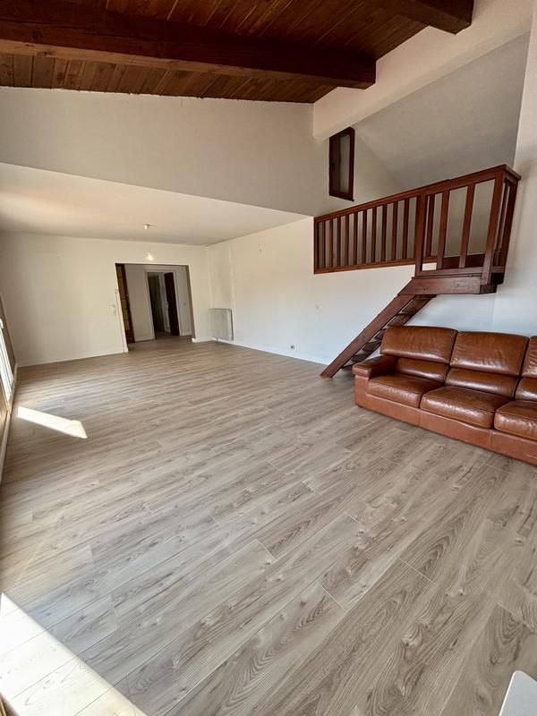 Maison - 103 m² - 4 pièces