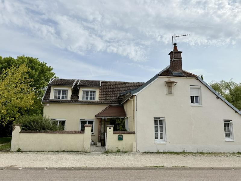 Maison - 145 m² - 6 pièces