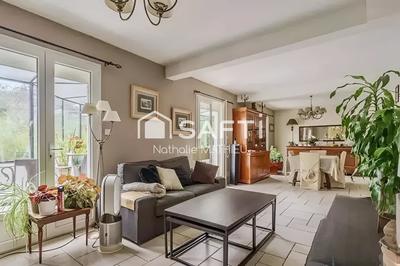 Maison - 145 m² - 6 pièces