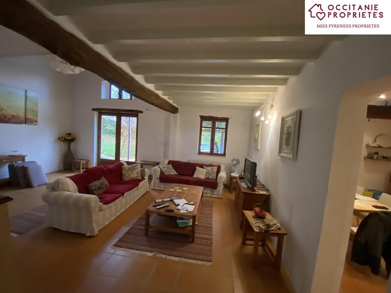 Maison - 163 m² - 5 pièces