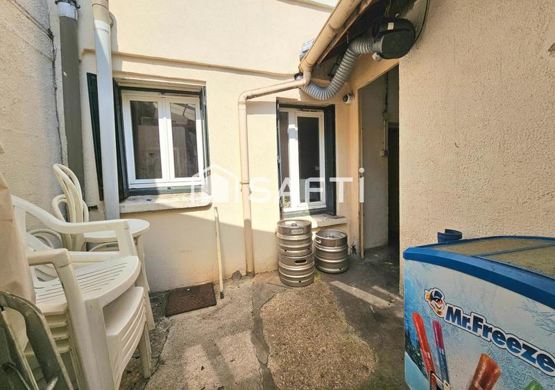 Local commercial - 150 m² - 3 pièces