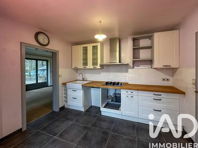 Maison - 110 m² - 4 pièces