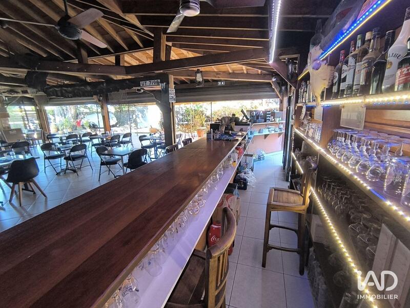 Local commercial - 200 m²