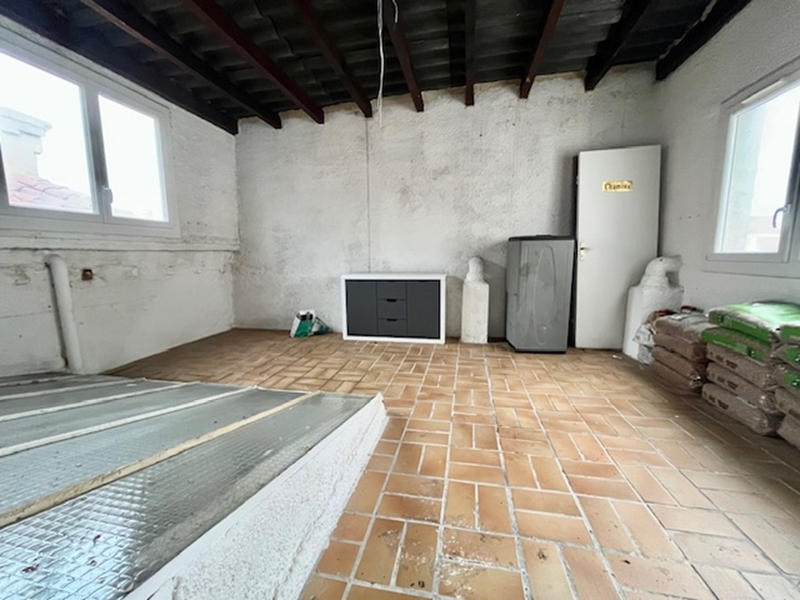 Maison - 95 m² - 5 pièces