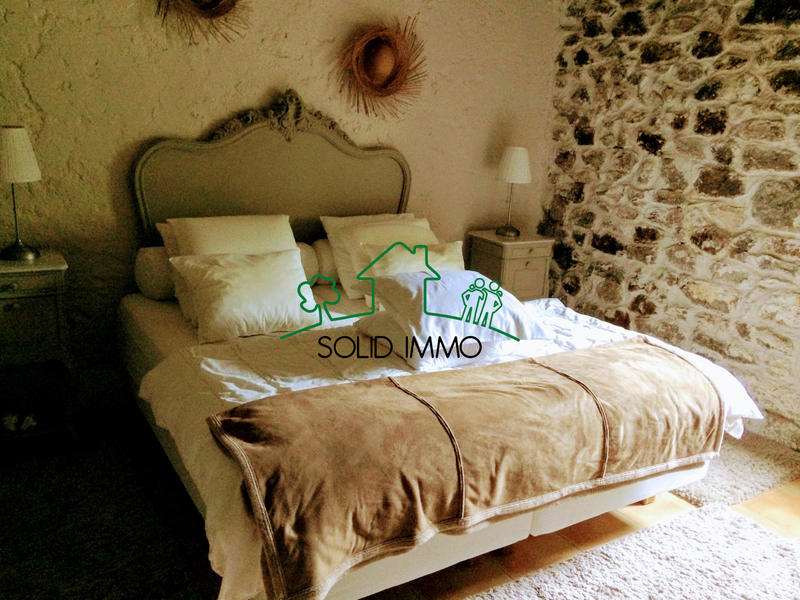 Mas - 265 m² - 10 pièces