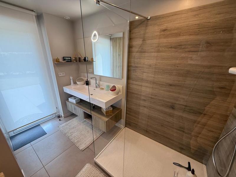 Villa - 182 m² - 5 pièces