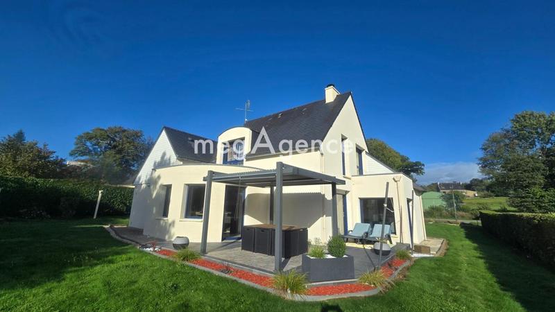 Maison - 130 m² - 7 pièces