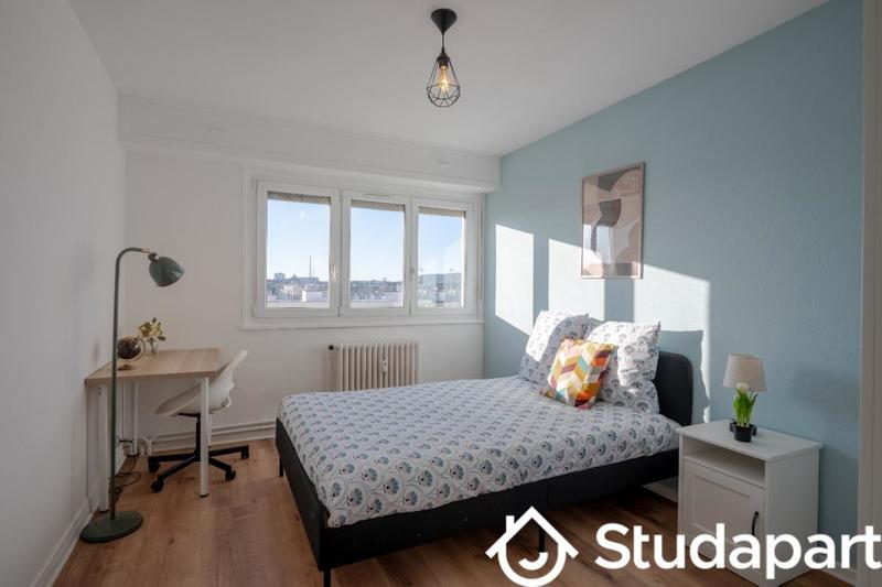 Chambre - 14 m² - 1 pièce