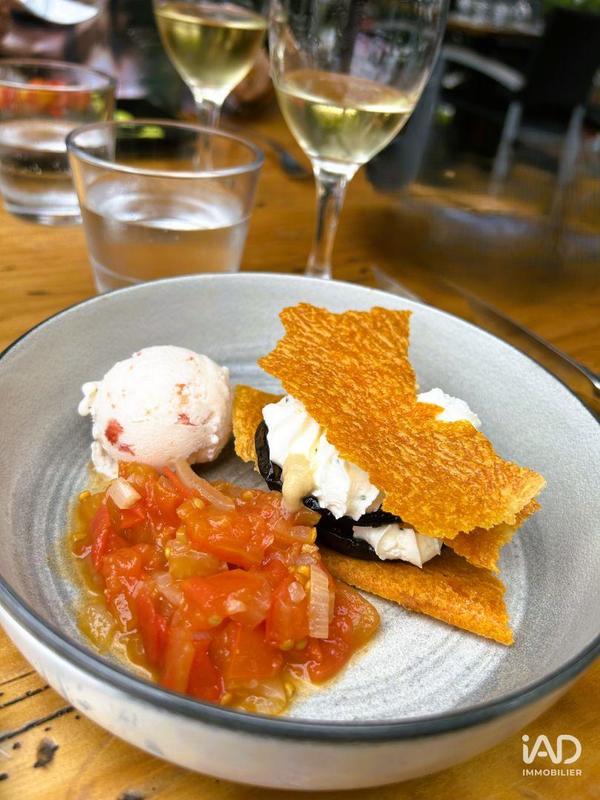 Local commercial - 212 m²