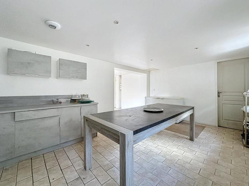 Maison en pierre - 180 m² - 5 pièces