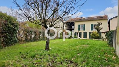 Maison - 182 m² - 4 pièces