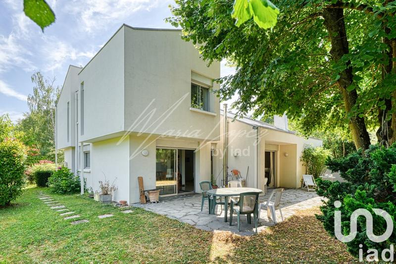 Maison de maîtres - 173 m² - 7 pièces