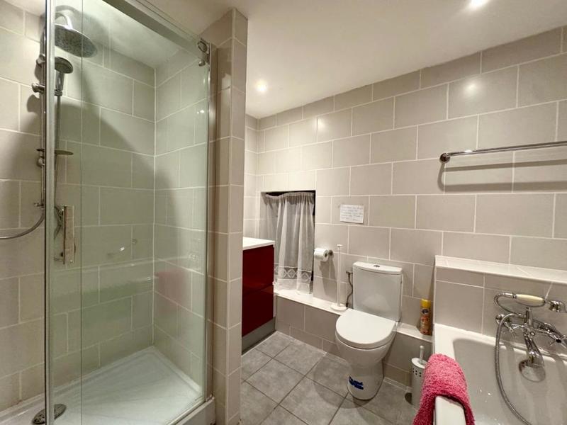 Maison - 159 m² - 6 pièces