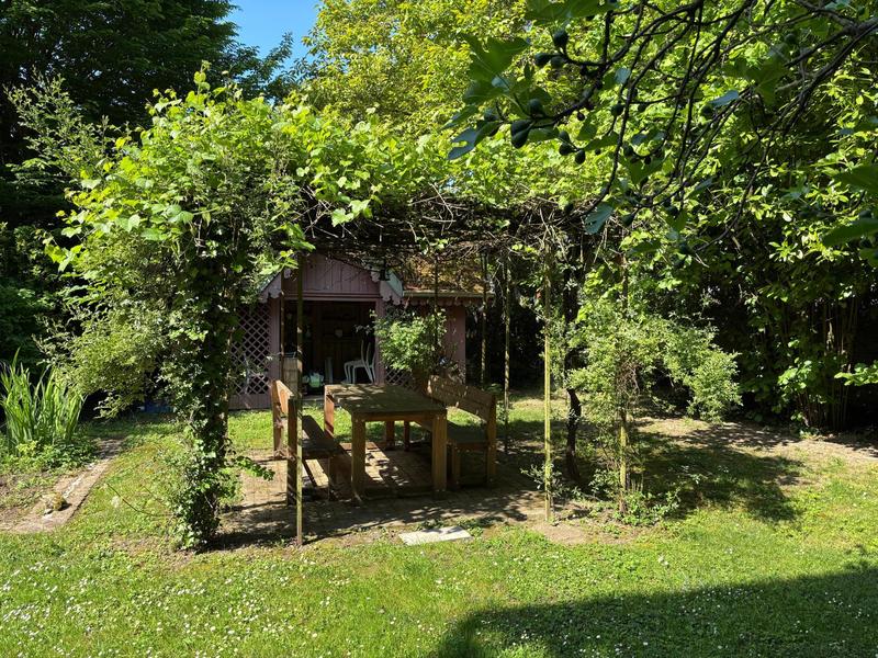 Maison - 350 m² - 8 pièces